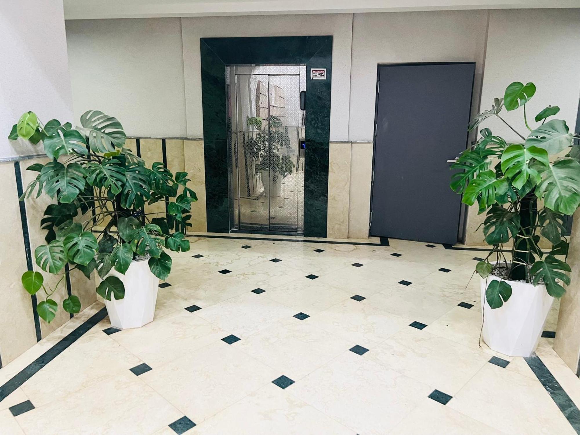 Appartement F5 Spacieux Equipe Haut Standing Mahelma Alger Eksteriør bilde