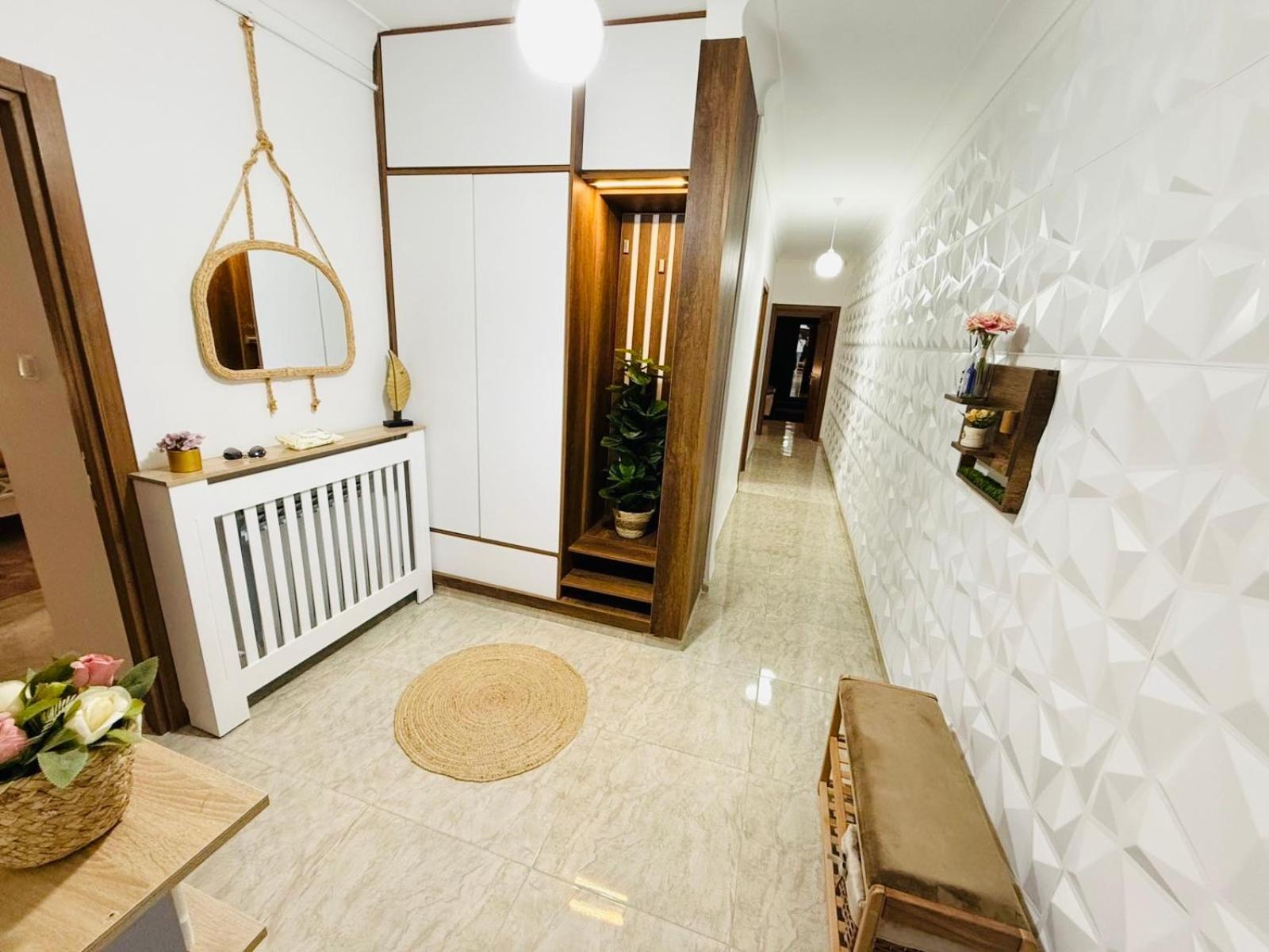 Appartement F5 Spacieux Equipe Haut Standing Mahelma Alger Eksteriør bilde