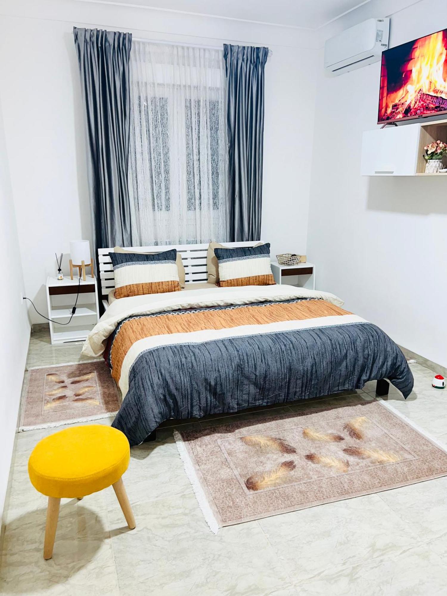 Appartement F5 Spacieux Equipe Haut Standing Mahelma Alger Eksteriør bilde